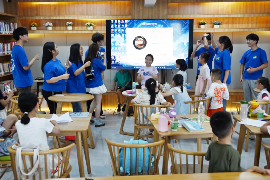 2025.09.19 “小风筝亲子营”编织青少年“15分钟文明实践成长圈”-新湖南3.png